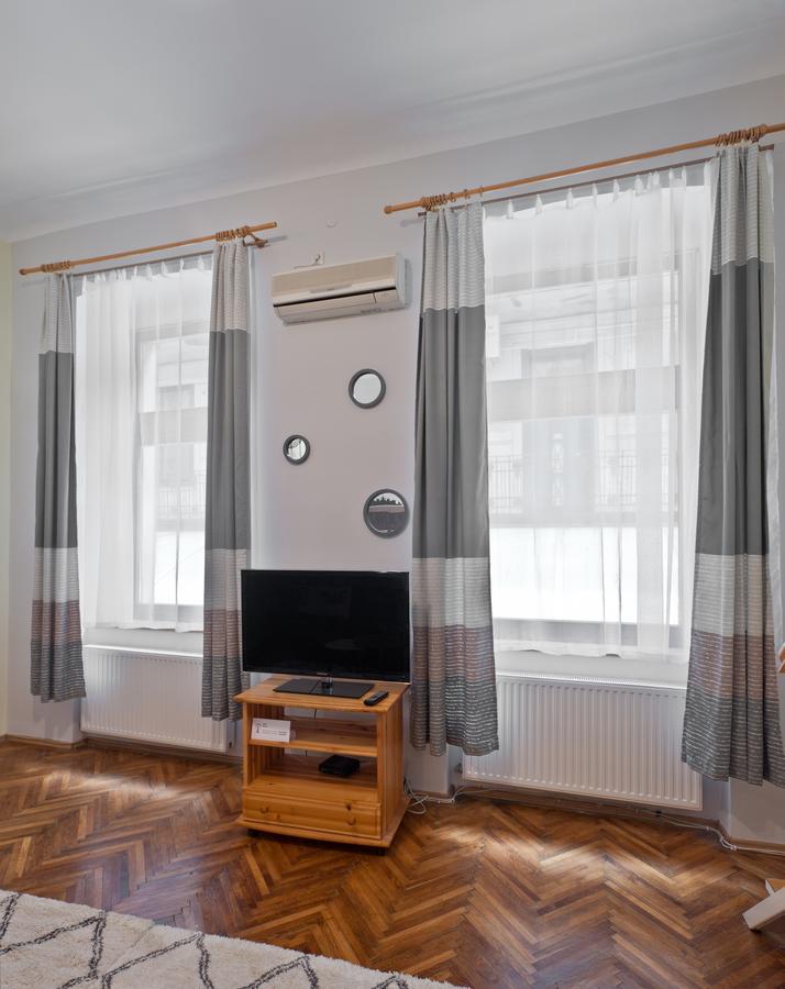 Capital Center Apartments Uelloi بودابست المظهر الخارجي الصورة